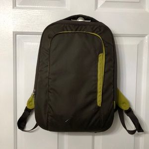 Belkin Laptop Backpack